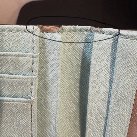 Kate Spade Mint Green Card Holder - Picture 6 of 7